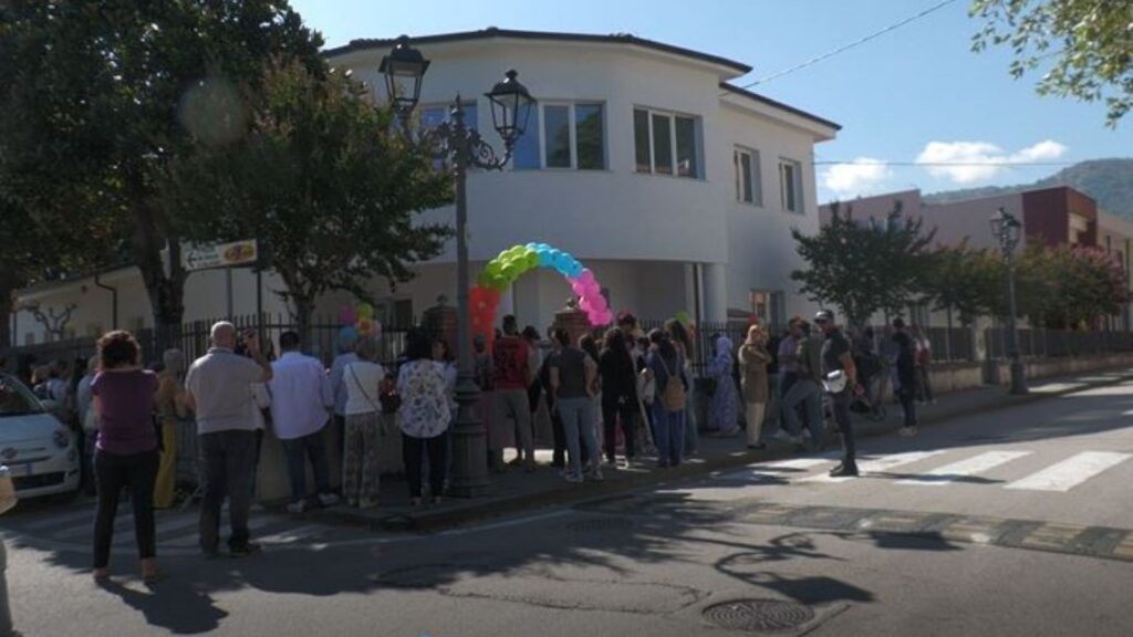 Sant’Arsenio, inaugurate le sedi della scuola dell’infanzia e dalla scuola primaria