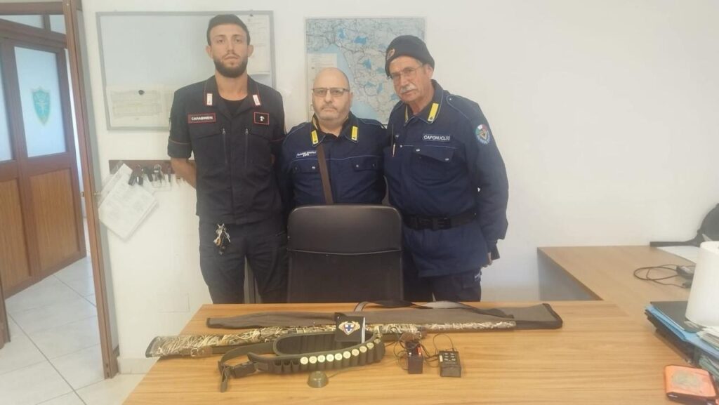 Capaccio Paestum, cacciatore denunciato: usava richiami acustici vietati