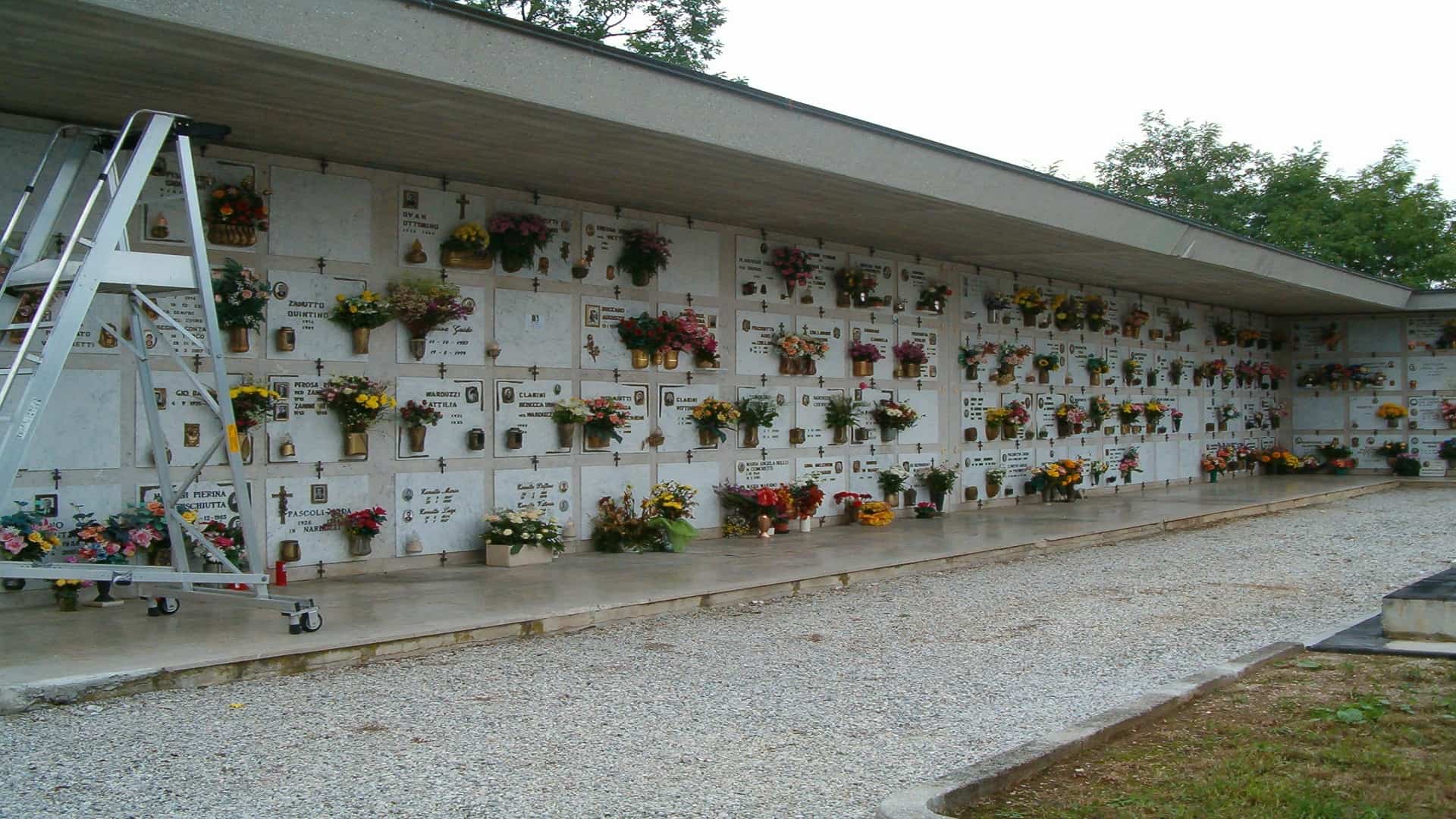 Appalti per il cimitero: confermate le condanne per due ex amministratori