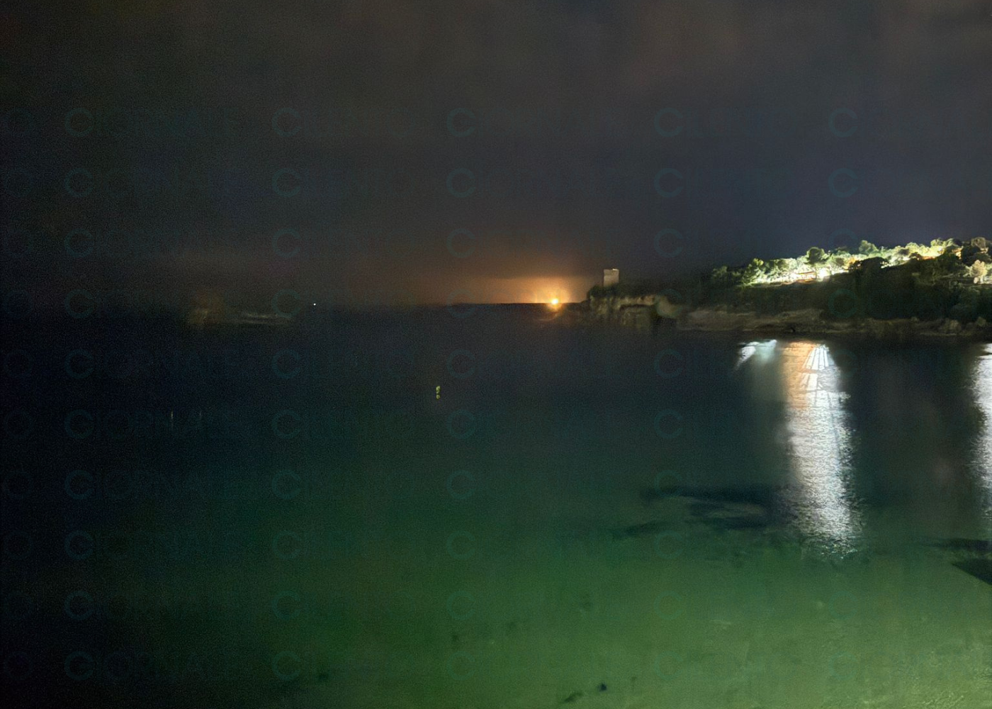 La luce misteriosa al largo del Cilento: è la nave posa-cavi “Pierre de Fermat”