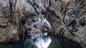 Turismo, crescono le presenze alle grotte di Pertosa Auletta e ai musei Mida: +18%