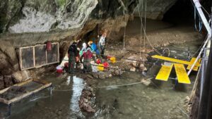 Grotte Pertosa-Auletta: 150 reperti di alto pregio già recuperati, a novembre ripartono gli scavi