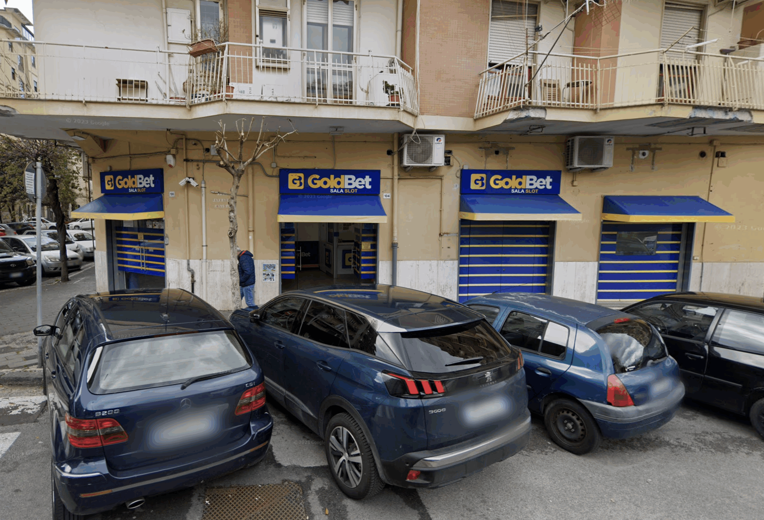 Salerno, rapina a mano armata e sequestro di persona: due arresti
