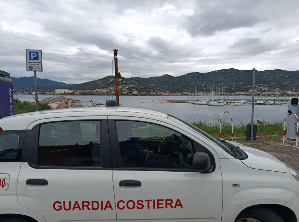 Sapri, sequestro di pesce spada sotto misura: multa da 5 mila euro