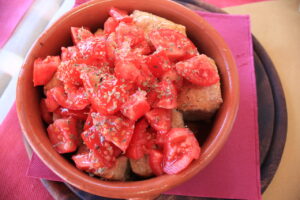 L’acquasale, la bandiera tricolore contadina