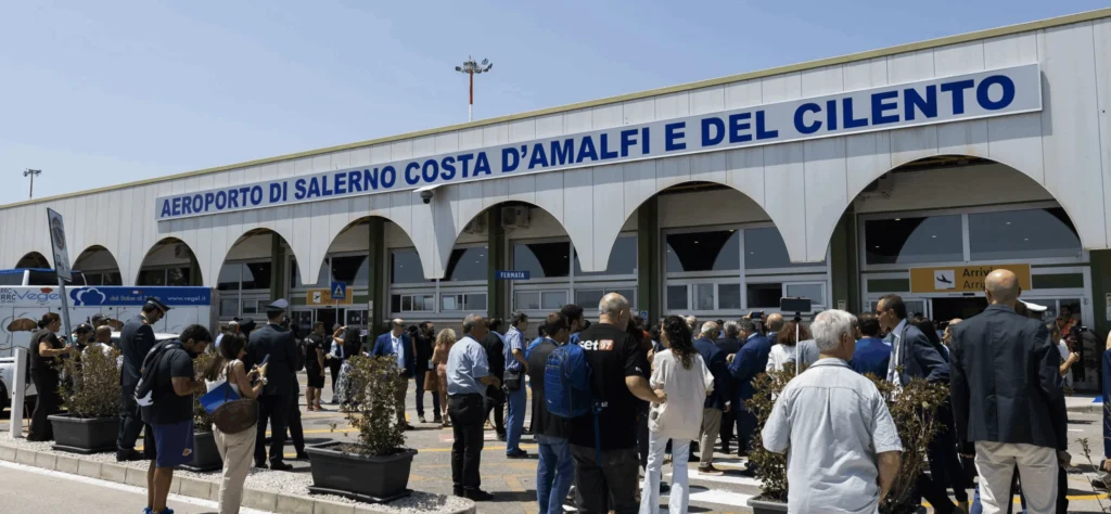 Aeroporto di Salerno: allarme Federalberghi per la riduzione dei voli durante l’inverno