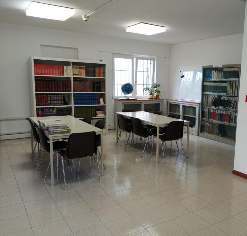 Polla, dalla Regione 7mila euro per la biblioteca comunale