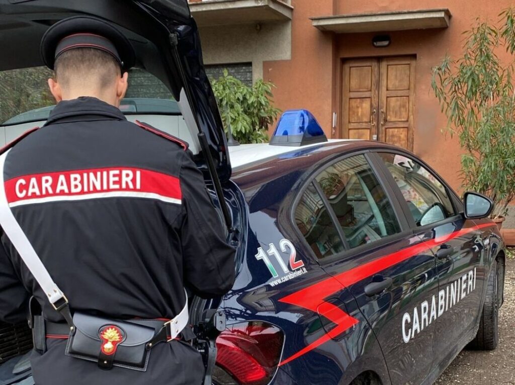 Cilento, ritrovata l’auto usata per i furti nei tabacchi di San Mauro e Stella