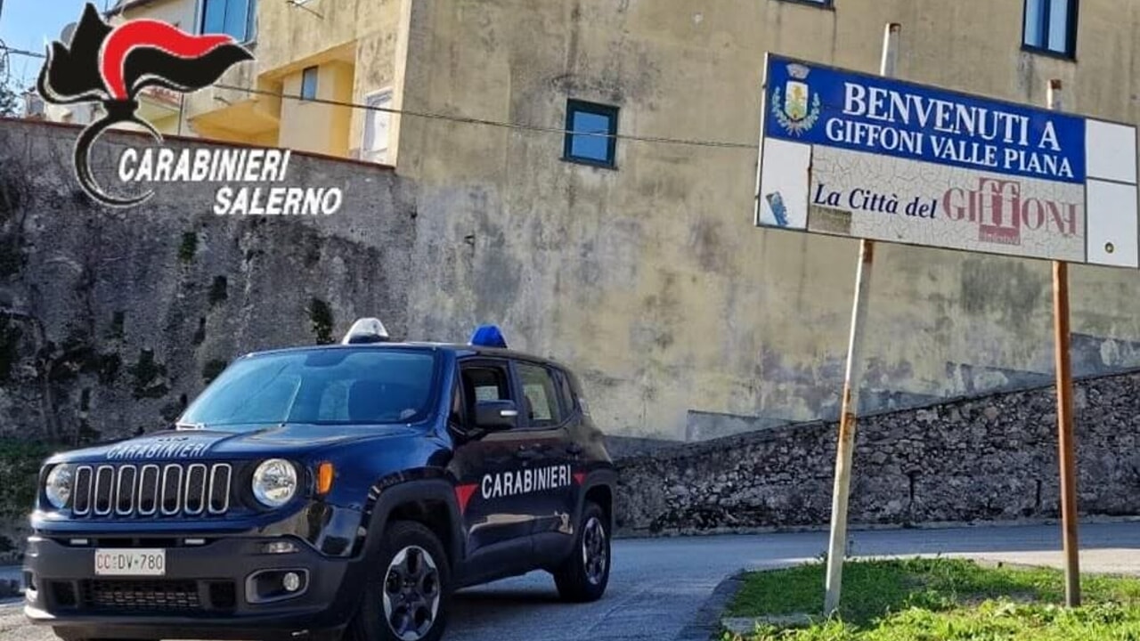Abusi sulla figlia della compagna, arrestato un 54enne: la bambina ha solo sette anni