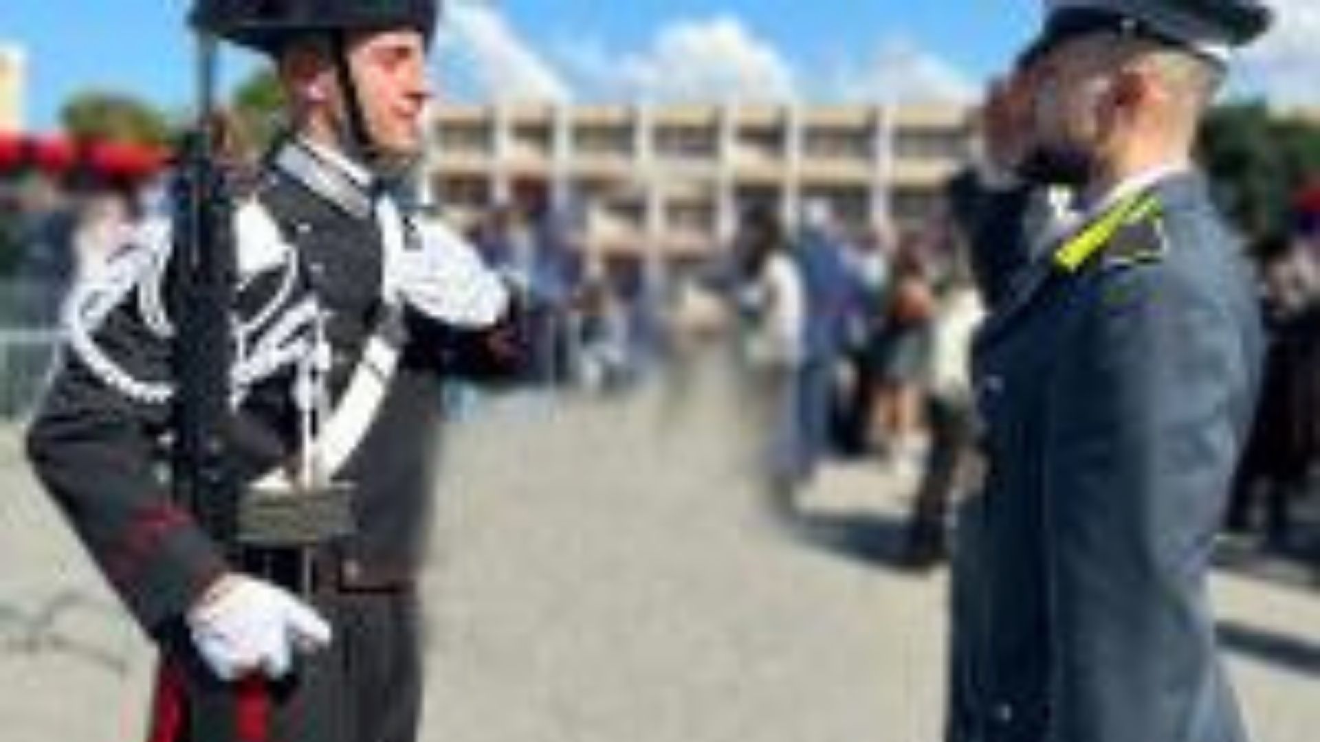Orgoglio di Montesano: il giovane Danilo Larocca entra nell’Arma, accanto a lui il fratello finanziere