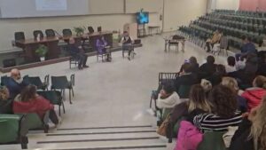 Don Roberto Faccenda e “A(r)marsi con cinque ciottoli” a Sant’Arsenio