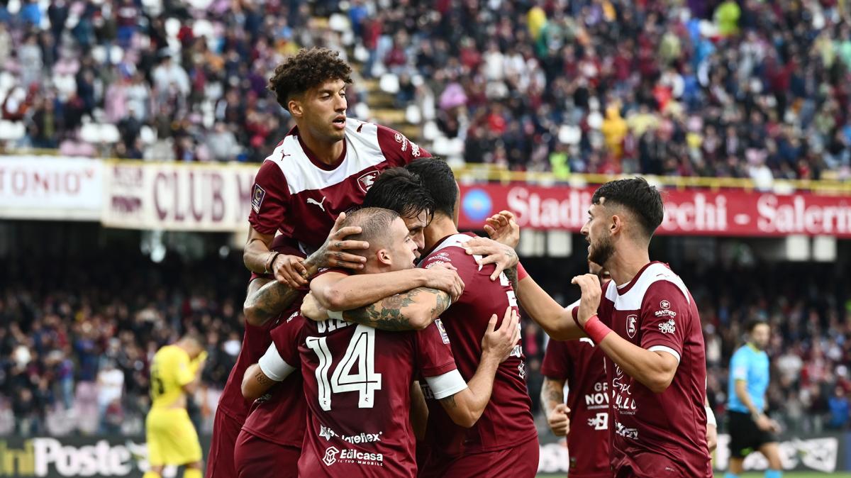 Salernitana, testa e carattere: il segreto della capolista