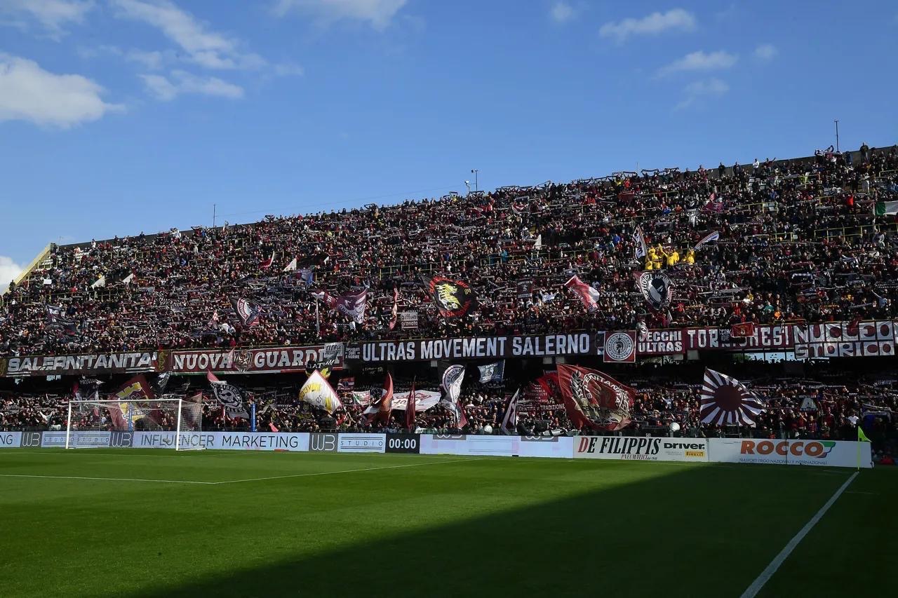 Salernitana-Casertana, partita la prevendita: già 2300 biglietti venduti. Attesi oltre 7500 spettatori all’Arechi