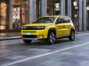 Nuova Fiat Panda 2025: l’icona italiana si reinventa in chiave elettrica