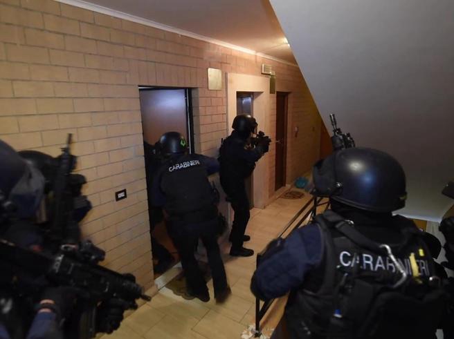 Maxi blitz antidroga nel Salernitano: 39 misure cautelari
