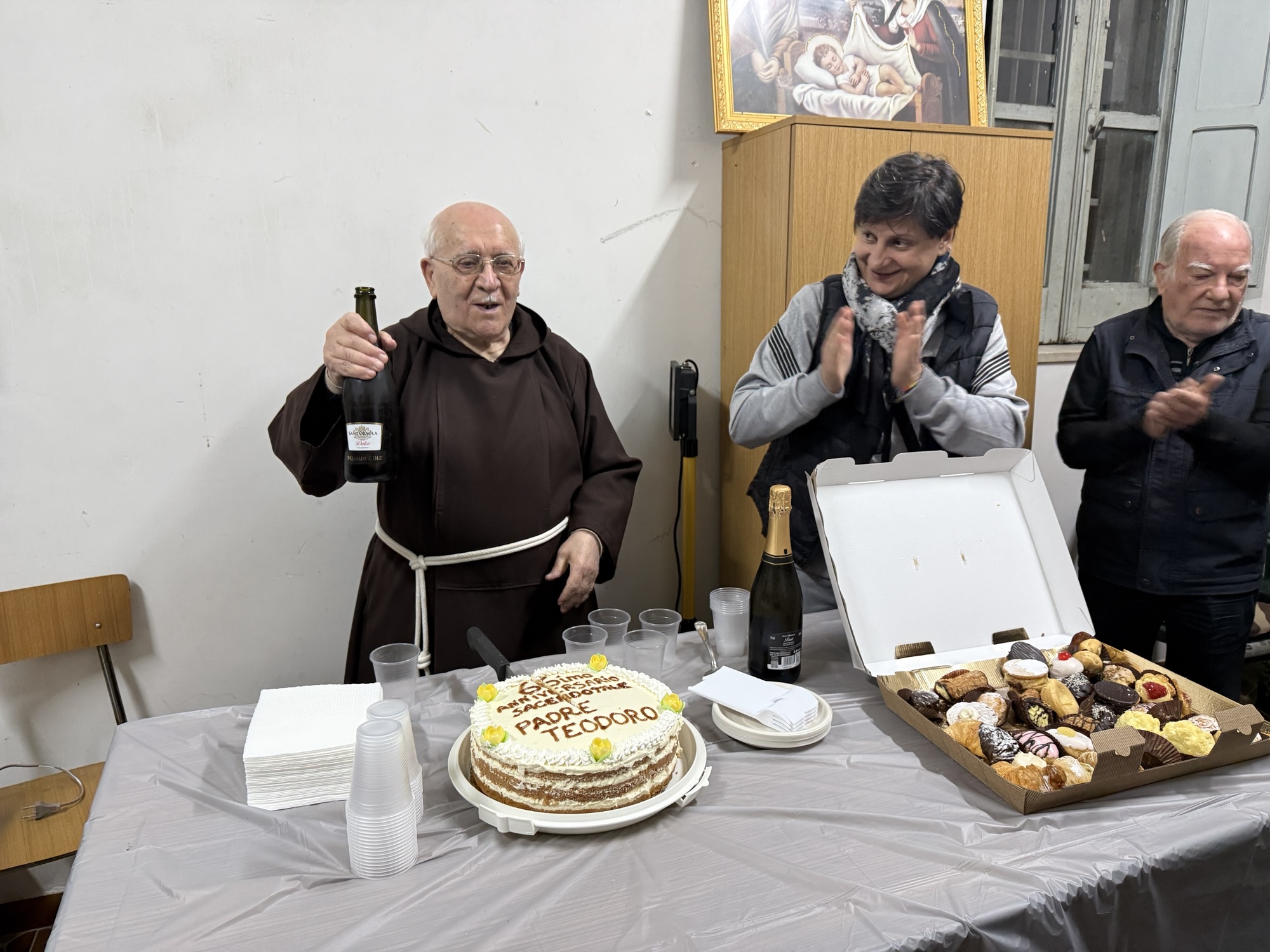 Morigerati, una sorpresa per i 66 anni di sacerdozio di Padre Teodoro Pullez