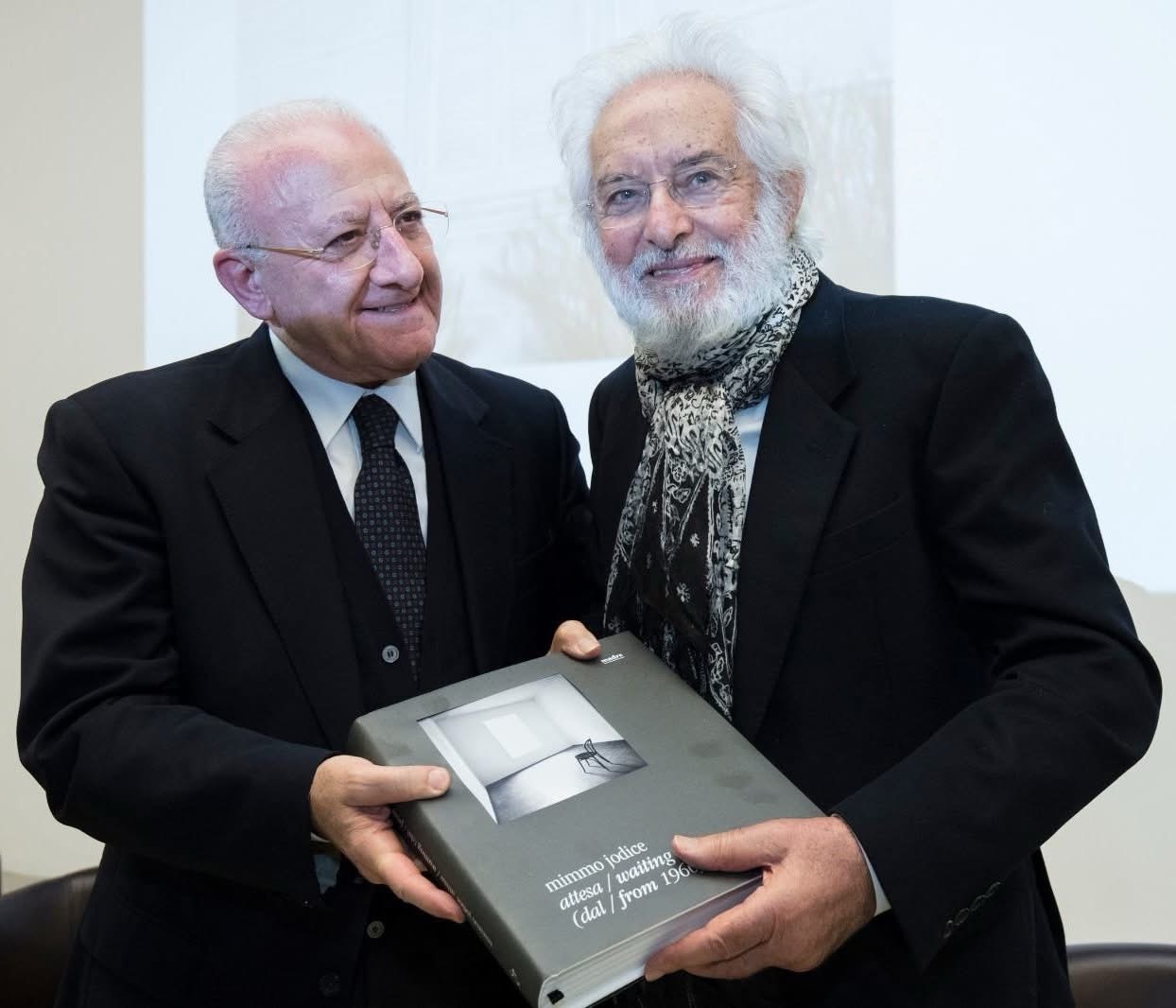 Morte Mimmo Jodice, De Luca: «Un grande maestro che ha dato lustro a Napoli e alla Campania»