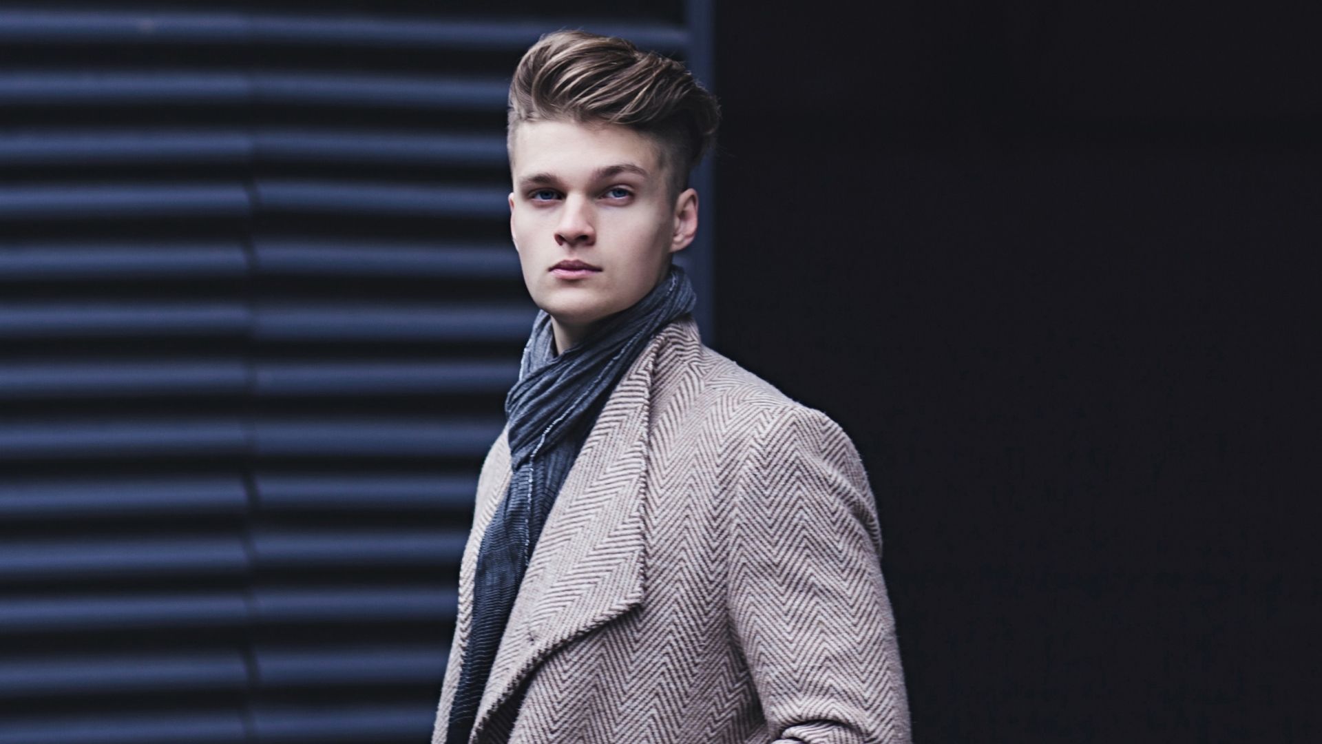 Cosa indosserà l’uomo nell’autunno inverno 2025-2026: i must-have della stagione