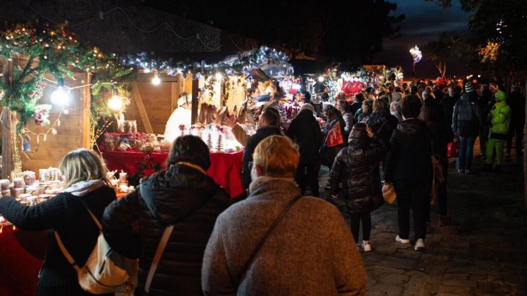 Castellabate, aperta la manifestazione di interesse per i “Mercatini di Natale al borgo”