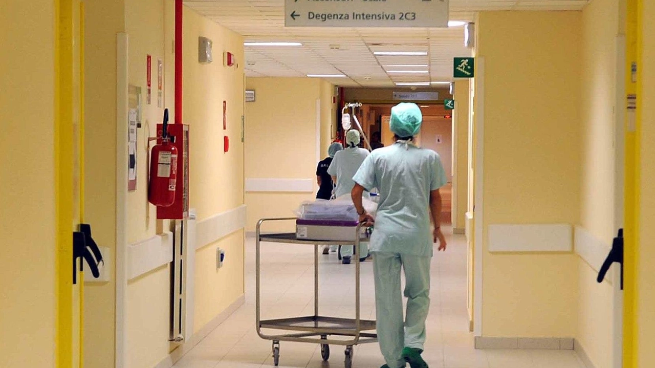 Falsi ricoveri per ottenere rimborsi: dieci persone a processo nel Cilento