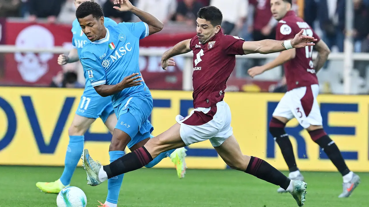 Torino, colpo grosso: Simeone punisce il Napoli e regala la prima gioia ai granata
