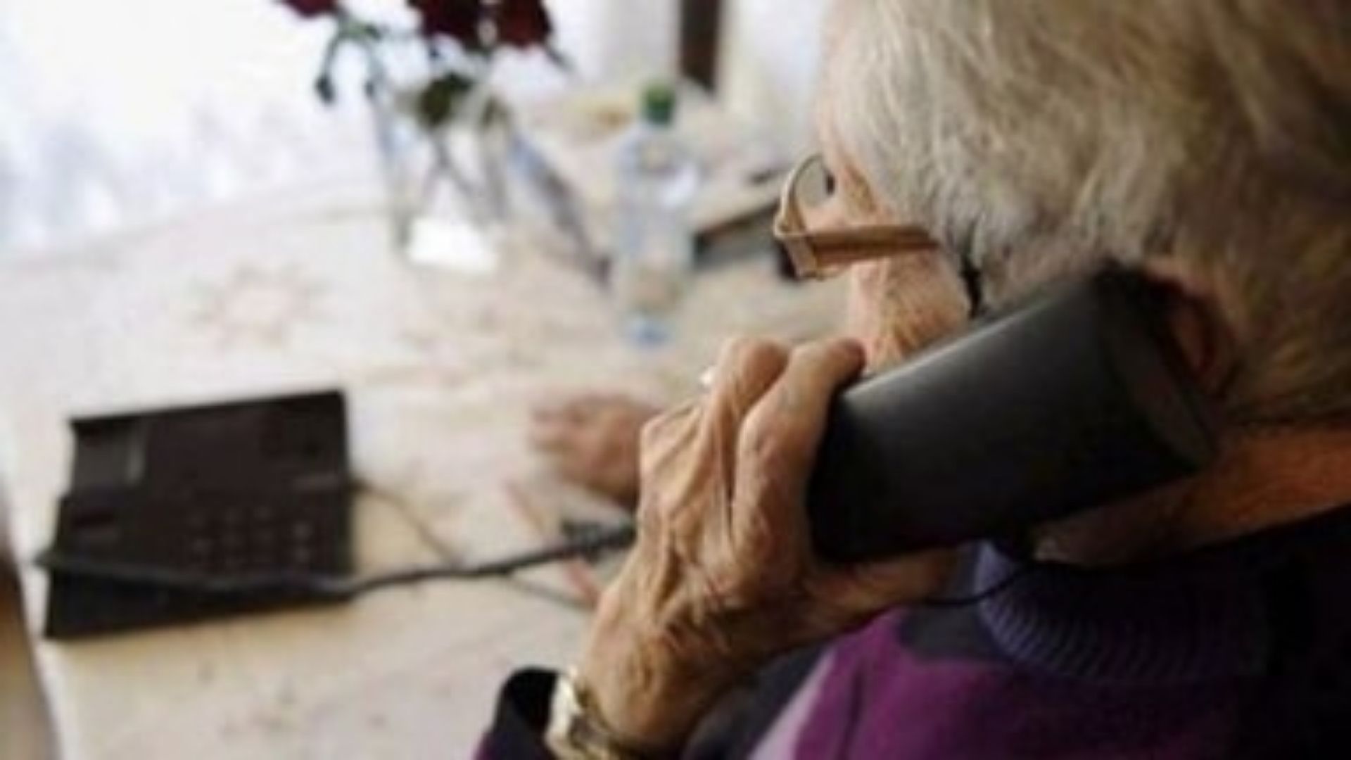 Telefonate sospette a Sant’Arsenio, l’allerta della polizia municipale