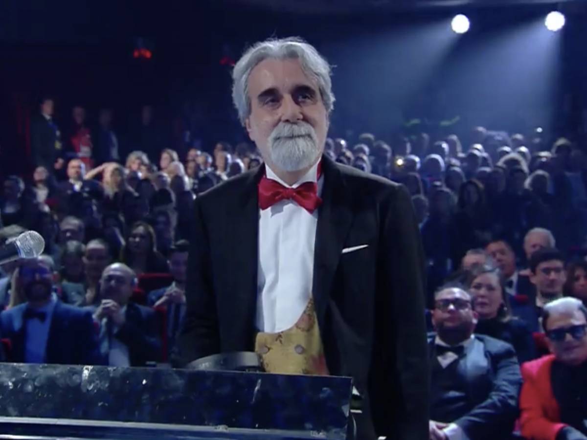 È morto Peppe Vessicchio: il direttore d’orchestra aveva 69 anni