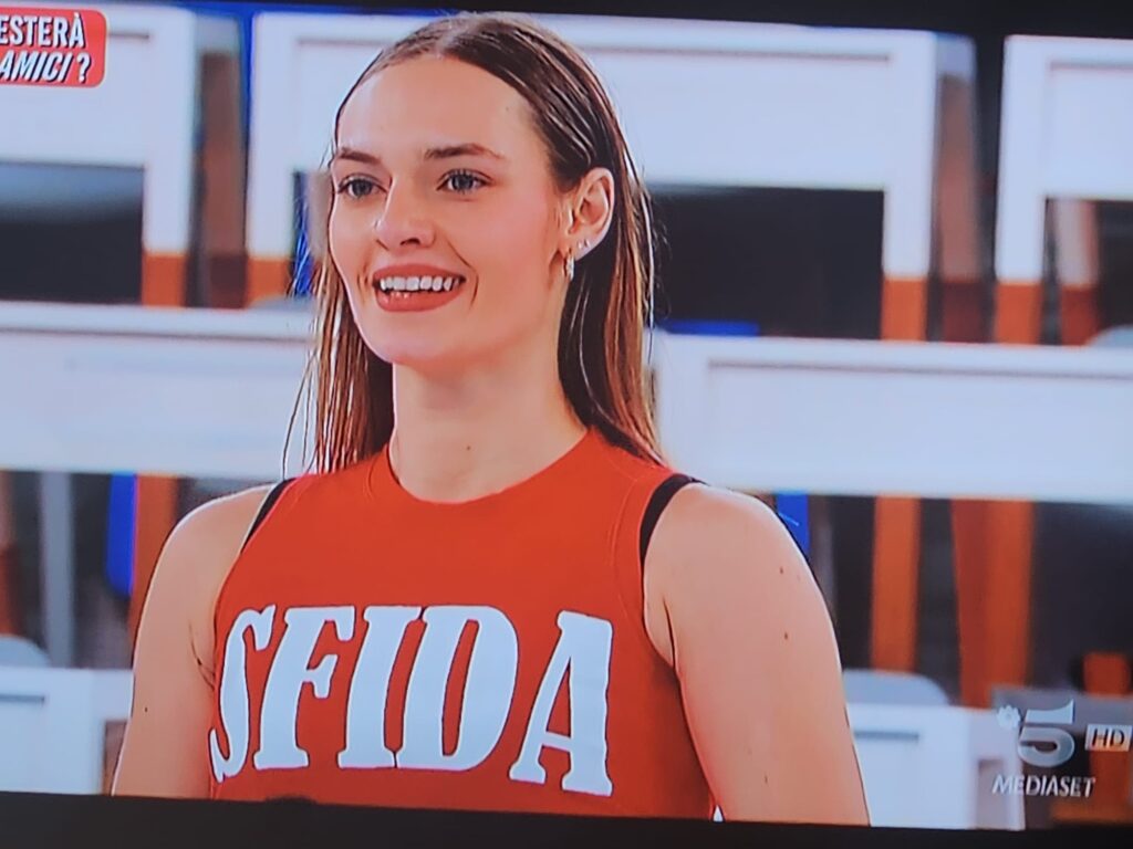 Noemi Cardinale di Padula tenta la scalata ad “Amici”, ma la sfida non va a buon fine