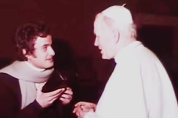 Dall’etere alle aule accademiche: le Radio libere, Radio Sapri e Tonino Luppino protagonisti delle tesi universitarie