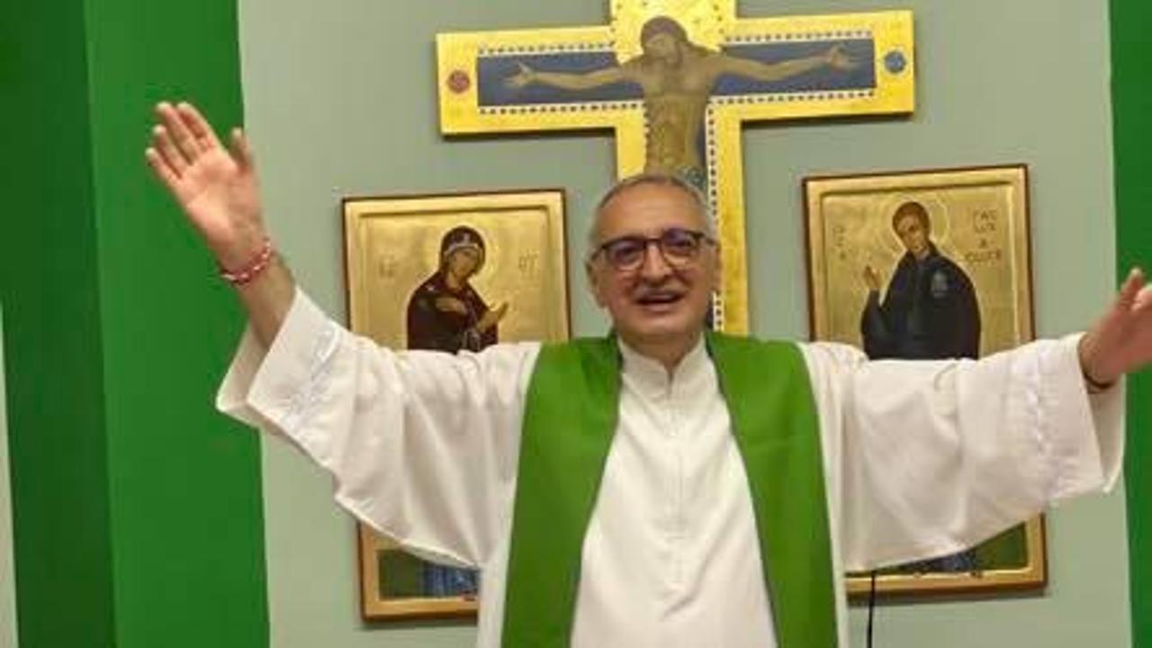 La Diocesi di Vallo della Lucania mette in guardia i fedeli: «Padre Galliano non autorizzato a esercitare il ministero»