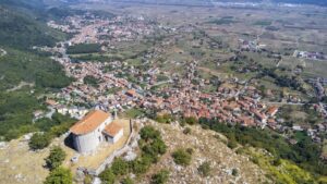 Vino, musica e sapori: San Pietro al Tanagro accende l’autunno con “Borghi diVini”