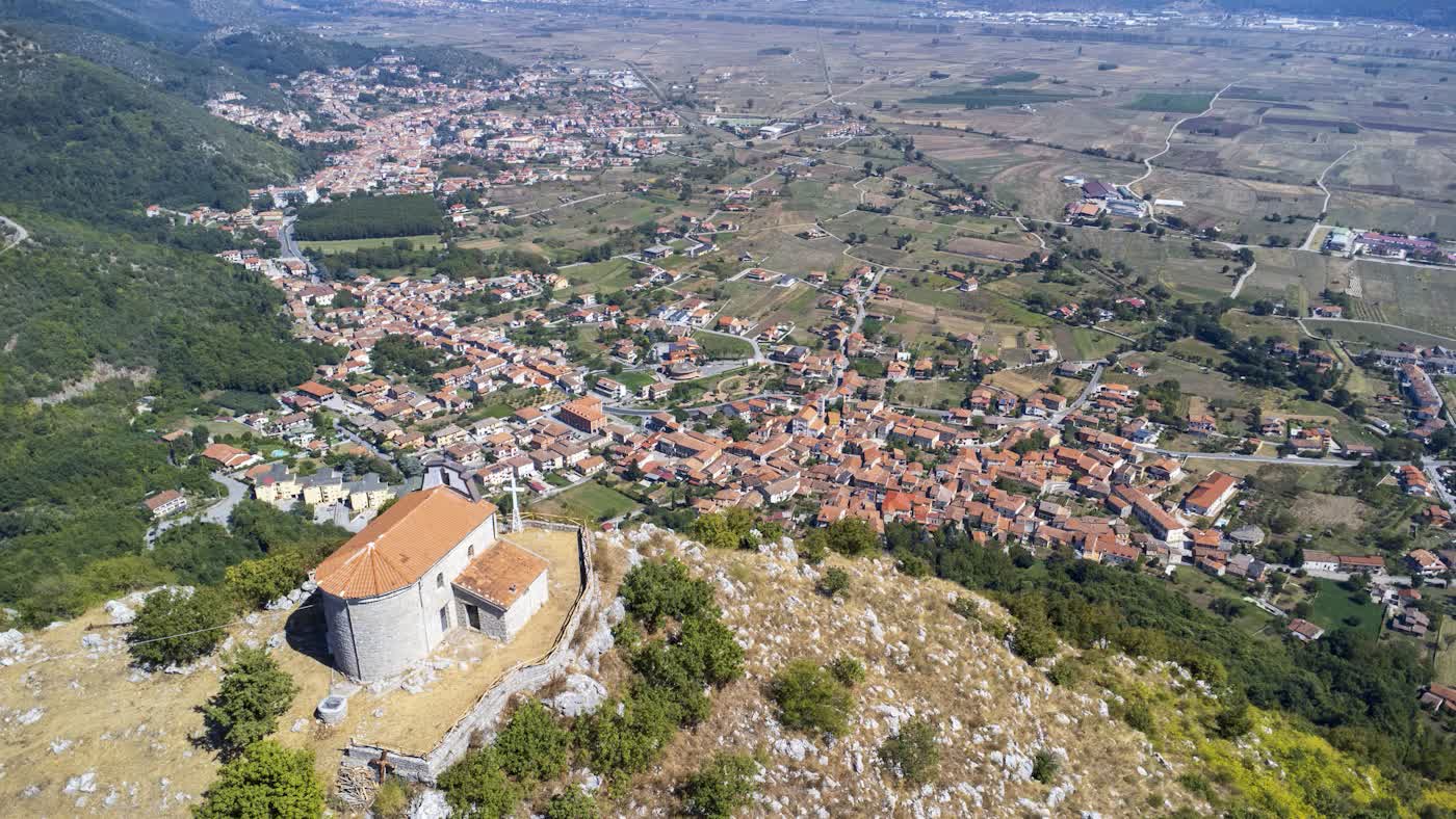 Vino, musica e sapori: San Pietro al Tanagro accende l’autunno con “Borghi diVini”
