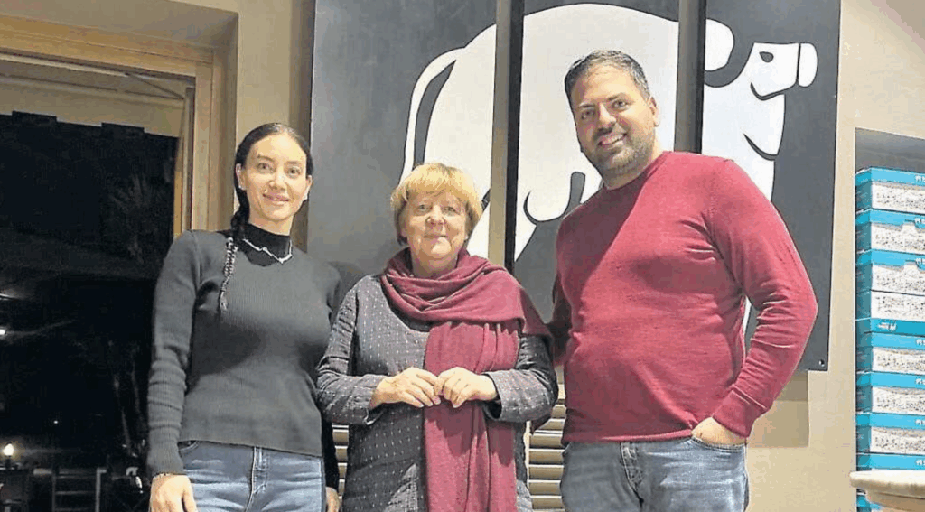 Angela Merkel in visita a Paestum: tappa tra i templi e mozzarella cilentana