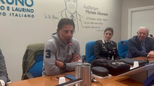 Festa dell’Unità d’Italia e delle Forze Armate: la lezione di vita e coraggio del colonnello Carlo Calcagni emoziona Roscigno