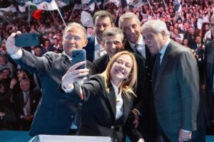 Condono 2003, Cirielli rilancia: «Atto di legalità. Fu la sinistra a negarlo ai campani»