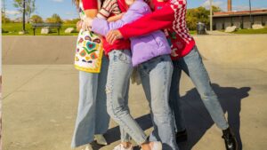 Tra i giovani esplode il fenomeno “dupe”: il trend che sta cambiando il rapporto con la moda