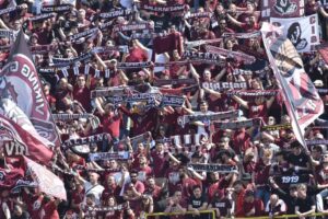 Salernitana ad Altamura: richiamo della questura ai tifosi senza biglietto