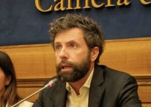 Permessi per il lutto e la malattia degli animali domestici: la proposta di legge arriva in Parlamento