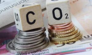 ETS2, una rivoluzione da 9 miliardi: il costo della CO₂ arriva a carburanti e riscaldamento