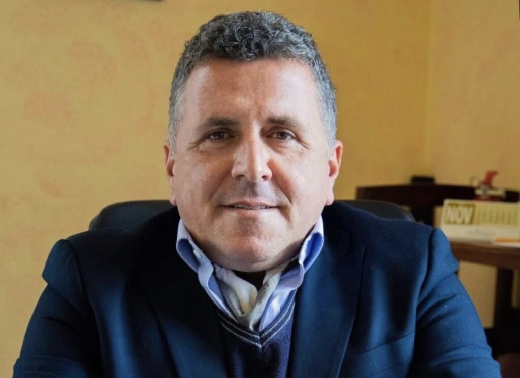 Acqua cara e rubinetti a secco: a Roscigno monta la protesta contro Ente Idrico e Consac