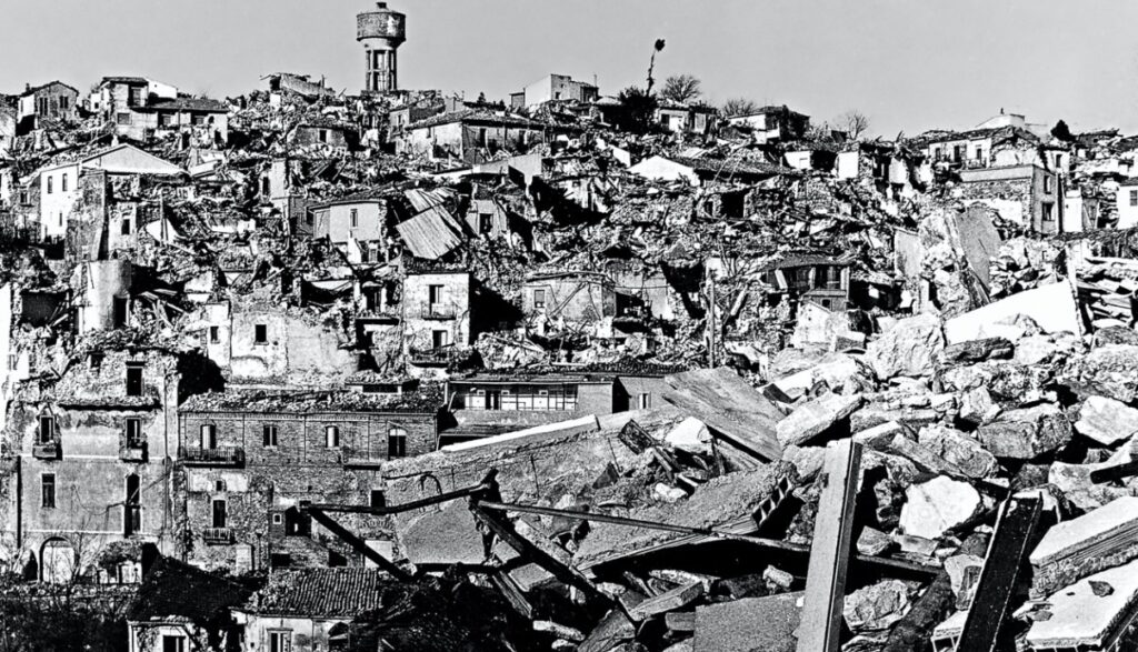 Irpinia, 45 anni dopo: l’Italia ricorda il terremoto del 23 novembre 1980