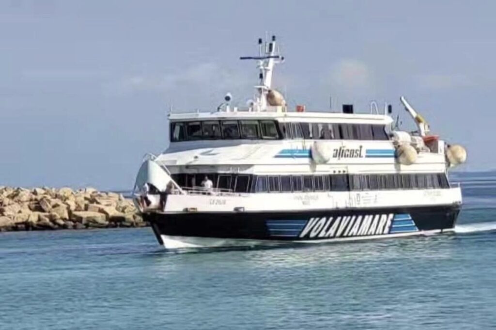 Collegamenti marittimi del Metrò del mare&nbsp;a partire dal 13 giugno: due&nbsp;le&nbsp;linee&nbsp;attive