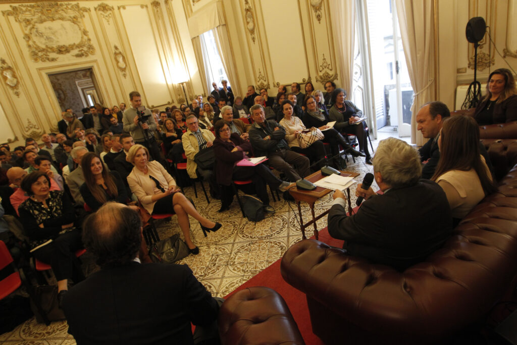 A Napoli la cerimonia del Premio di Giornalismo “Francesco Landolfo”: assegnati i riconoscimenti della XIV edizione