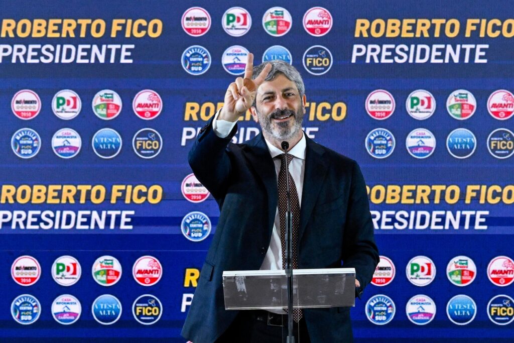 Chi è Roberto Fico, il nuovo presidente della Regione Campania