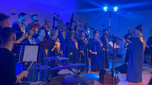 A Sapri emozione, gospel e solidarietà nel Concerto di Natale del coro “The Angel Voices”