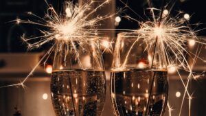 Capodanno 2026, come cambia il modo di festeggiare: meno eccessi, più esperienze
