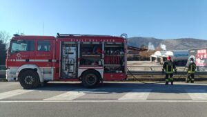 Cisterna di gas in avaria allo svincolo di Padula Buonabitacolo