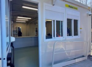 Salento, dopo i disagi per i pensionati arriva la replica di Poste Italiane: «Dal 9 dicembre operativo un container»