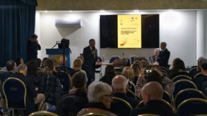 “Ambulatorio dei Sani”, la rivoluzione della prevenzione attiva passa da Salerno