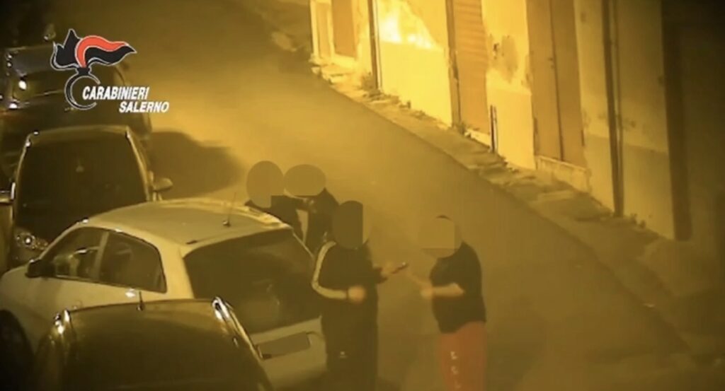 Maxi operazione antidroga: 19 misure cautelari, sequestri per oltre un milione di euro